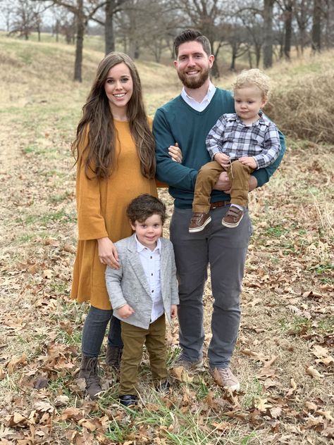 Jessa Duggar Welcomes Third Child, a Girl, with Husband Ben Seewald: 'She Is Already So Loved' Jessa Duggar, Pregnant Celebrity, Jessa Seewald, Duggar Girls, Celebrity Events, Mom Clothing, Dugger Family, Duggar Family, 19 Kids And Counting