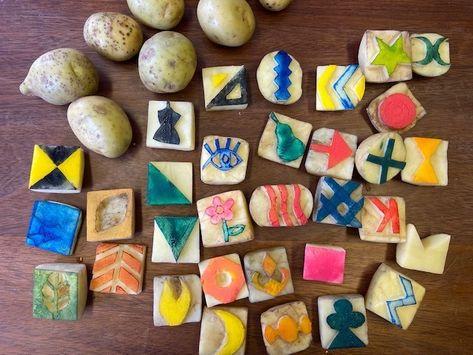 Potato Stamp, Potato Print, Kit Kemp, Recycled Art Projects, Stamp Printing, Recycled Art, Paint Print, Block Printing, Hand Art