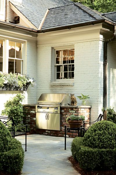 White Brick House, Grill Ideas, Outdoor Kitchen Countertops, Outdoor Living Design, Built In Grill, Atlanta Homes, White Brick, Painted Brick, Outdoor Inspirations