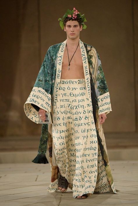 F Men, Nice Gifts, Creation Couture, Jean Baptiste, Outfit Trends, Greek Fashion, Dolce E Gabbana, Moda Vintage, Ancient Greece