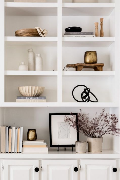 Click here to learn how to style your shelves on Halfway Wholeistic! If you are wondering how to style shelves in the living room or how to style shelves in your bedroom, then this is the blog post for you! This sort of shelf decor in your living room can really elevate the space and make your home decor style look super chic. Get inspired today by these book shelf styling tips this article has to offer. You won't regret styling your shelves properly. #shelves #shelfstyle #homedecor Halfway Wholeistic, Shelf Decor Living Room, Styling Shelves, Bookcase Styling, Bookshelf Styling, Country Barn, Room Shelves, Bookshelf Decor, Mug Design