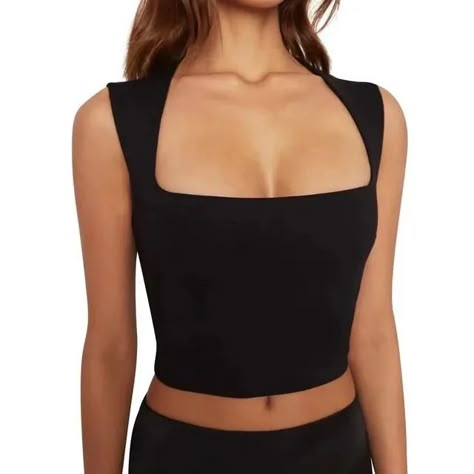 Plain Crop Tops, Trendy Tank Tops, Mode Zara, Black Cropped Tank, Free People Beach, Sleeveless Crop Top, Looks Style, Looks Vintage, Black Crop