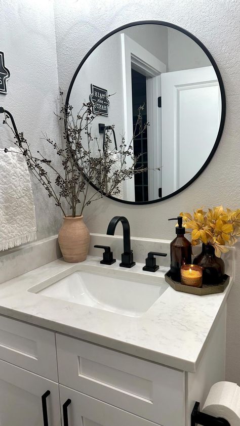 Bathroom Decor Styles, Small Bathroom Remodel Modern Farmhouse, Black Floor Bathroom Decor, Threshold Decor Ideas, Bathroom Decor Black Accents, Simple Black Bathroom Decor, Guess Bathroom Ideas Modern, Guest Bathroom Sink Ideas, Modern Bathroom Sink Decor