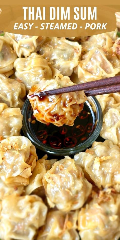 Not sure how to make steamed Thai pork dumplings at home? This recipe will show you how! Kanom jeeb, or Thai dim sum dumplings, are filled with ground pork and steamed for a healthy snack or appetizer. Perfect for parties or a simple family meal, they’re packed with flavor and easy to make with step-by-step instructions. Pork Dumplings Sauce, Chinese Ground Pork Recipes, Pork Potstickers Recipe, Thai Dumplings, Magical Desserts, Dim Sum Recipe, Homemade Dipping Sauce, Pork Pot Stickers, Dumplings Easy