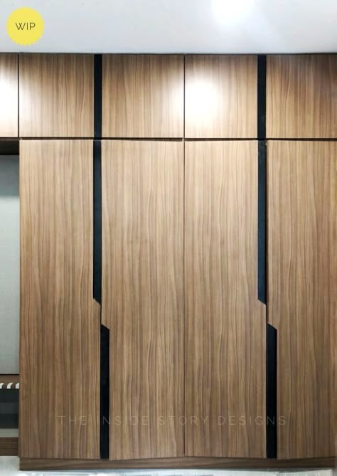 Wardrobe With Overhead Storage, Concealed Handles Wardrobe, Wardrobe Door Handles Modern, Modern Wardrobe Handle Design, Wardrobe Handle Design, Wood Wardrobe Design, Latest Wardrobe Designs, Organization Wardrobe, Concealed Handle