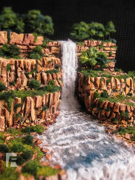 Waterfall Diorama Waterfall Diorama, Landform Projects, Waterfall Model, Diorama Kids, Habitats Projects, Maya Modeling, Diy Woodland, Tabletop Water Fountain, Creative Playground