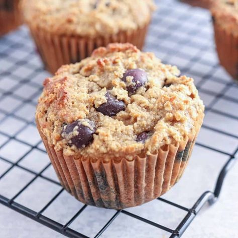 Coconut Flour Oatmeal, Banana And Blueberry Muffins, Blueberry Muffins With Almond Flour, Muffins Almond Flour, Banana Muffin Recipes, Oats Blueberry, Muffins With Almond Flour, Banana Blueberry Oatmeal Muffins, Fast Breakfast Ideas