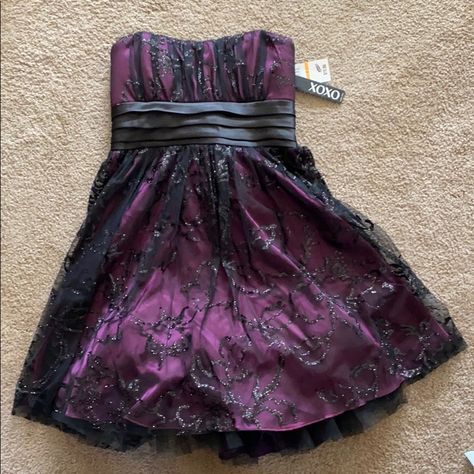 New With Tags Elegant Sparkle Strapless Dress Black/Pink Multi-Layered Invisible Zipper To Get In And Out Of Dress Black Ribbon Tie In Back Great Chest Support And Lined/Padded Breast Area Size 7 Purple Semi Formal Dress, Early 2000s Homecoming Dress, Emo Homecoming Dresses, 2000s Hoco Dress, Dark Purple Quince Dresses, Dark Purple Hoco Dress, Hoco Inspiration, Dark Purple Homecoming Dress, Purple Sparkle Dress