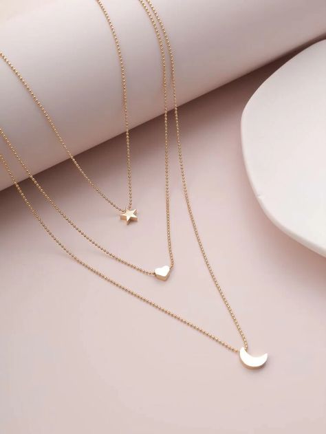 Gold Jewelry Prom, Necklaces Trendy, Necklaces Statement, Pretty Jewelry Necklaces, Trendy Fashion Accessories, Trending Necklaces, Jewelry Accessories Ideas, Gold Jewelry Simple, Girly Accessories