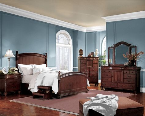 master bedroom colors | Common Ground: Design Challenge #4 Pam's Bedroom Bedroom With Blue Walls, Navy Bedrooms, Mahogany Furniture, Brown Bedroom, Sherwin Williams Paint Colors, Brown Furniture, Bedroom Paint Colors, Wood Bedroom, Bedroom Paint