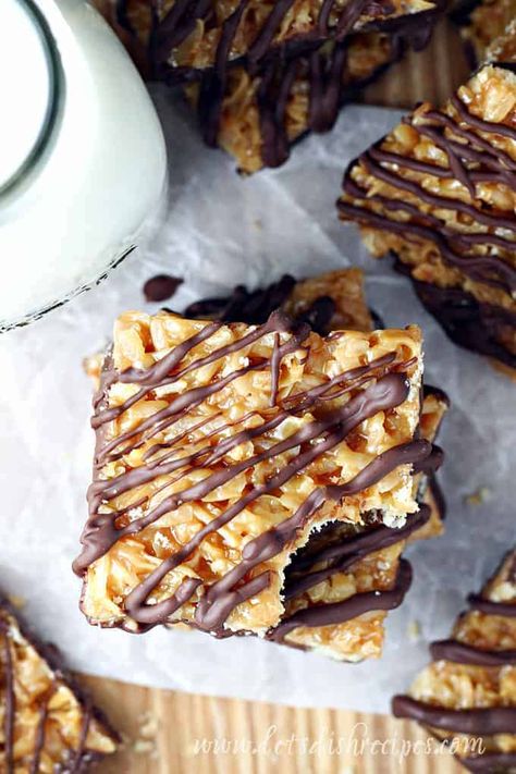 Samoas Bars, Oatmeal Cookie Bars, Rock Recipes, Toffee Cookies, Dipped In Chocolate, Cookie Bar, Shortbread Crust, Gourmet Desserts, Cookie Bar Recipes