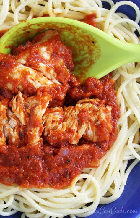 Spaghetti Sauce With Chicken, Chicken Spaghetti Marinara, Recipe Using Spaghetti Sauce, Chicken With Spaghetti Sauce, Simple Marinara Sauce, Spaghetti With Chicken, Jenny Can Cook, Carbquik Recipes, Easy Chicken Spaghetti