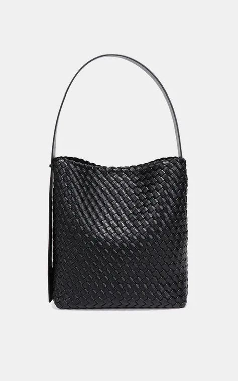 Elevate your accessory game with this chic Braided Shoulder Handbag, a perfect blend of style and functionality. Featuring a beautifully braided strap for a touch of sophistication, this versatile handbag offers ample space for your essentials while maintaining a sleek, compact silhouette. Crafted with high-quality materials, it’s ideal for day-to-night styling, whether you’re heading to the office or a casual outing. A must-have addition to your wardrobe! Breastfeeding Friendly Dresses, Wrap Dress Midi, Black Shoes Heels, Culotte Jumpsuit, Braids With Weave, Braided Strap, Trainer Boots, Halterneck Dress, High Waisted Shorts Denim