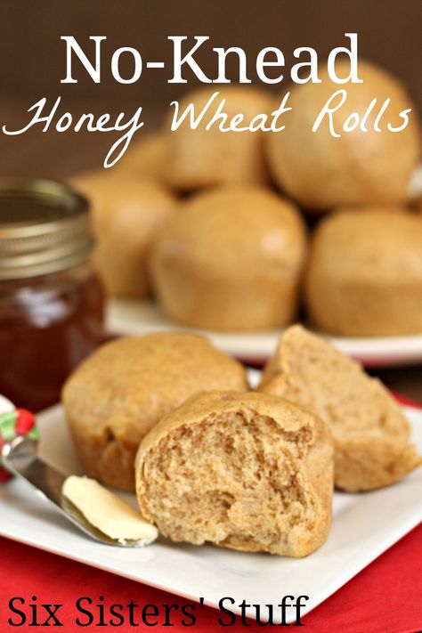 No-Knead Honey Wheat Rolls from SixSistersStuff.com. These rolls are simple! Perfect for Thanksgiving. #bread Wheat Rolls, Thanksgiving Bread, Homemade Rolls, Six Sisters Stuff, Six Sisters, Honey Wheat, Biscuit Rolls, Dinner Rolls Recipe, No Knead