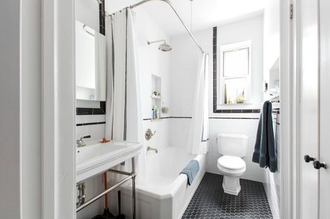 An Art Deco Apartment Finds Its Potential Prewar Bathroom, Nyc Apartment Bathroom, Apartment Washing Machine, Prewar Apartment, Nyc Bathroom, Tile Styles, Midcentury Modern Bathroom, Manhattan Art, Art Deco Apartment