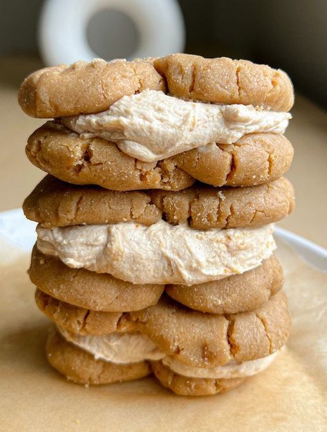 Vegan No Bake Nutter Butter Cookies Recipe Nourishing Food Recipes, Vegan Cookies No Butter, No Bake Vegan Cookies, Vegan Butter Cookies, Cookies No Butter Recipe, Mevy Diet, Mm Recipes, Vegan No Bake Cookies, Raw Cookies