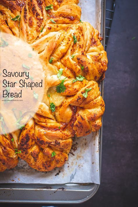 Sourdough Star Bread Savory, Star Bread Christmas, Roulade Recipe, Bread Twists, Shaped Bread, Star Bread, Tomato Sauce Recipe, Red Chili Flakes, Food Photography Tips