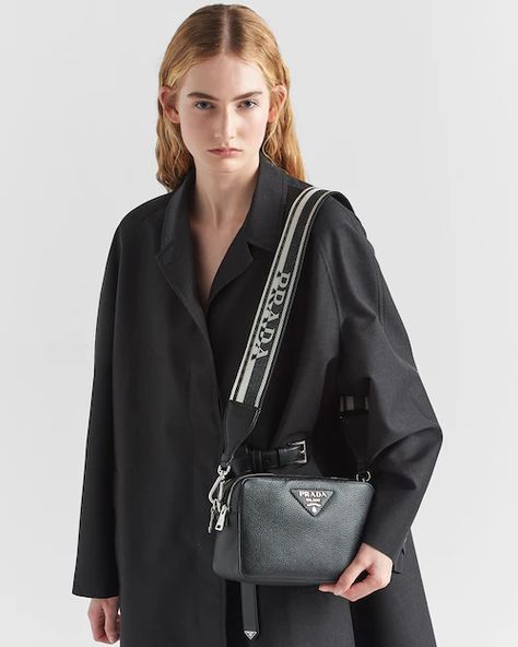 Black Medium leather bag | Prada Metal Lettering, Bag Prada, Prada Shoulder Bag, Prada Leather, Black Leather Bags, Sand Beige, Woven Bag, Black Logo, Black Media