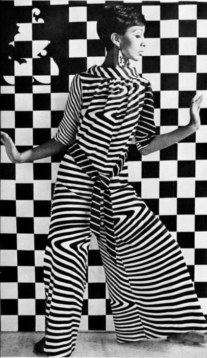 Op Art : Crazy Patterns of the Swinging Sixties | Blog | Lookbook ... European Artists, 60s Outfits, Art Explosion, 1960 Fashion, 60s 70s Fashion, Fashion 1960s, Swinging Sixties, Optical Art, Sixties Fashion