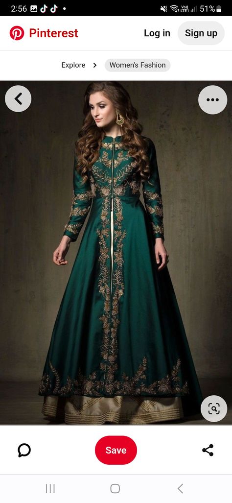 Pakistani Brides, Brides Dress, Dress Embroidery, Fantasy Dresses, Royal Dresses, Detachable Collar, Fantasy Gowns, Medieval Dress, Fantasy Dress