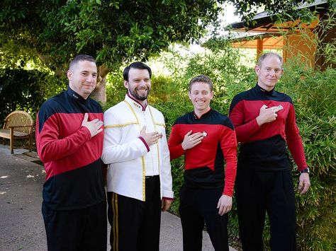 Offbeat Bride - Star Trek Wedding 0125Kagan-April 29, 2014-132 Star Trek Wedding Theme, Star Trek Wedding, Star Trek Theme, Star Wars Wedding Theme, Star Trek Crew, Nerd Wedding, Star Trek Merchandise, Tea Wedding, Geeky Wedding