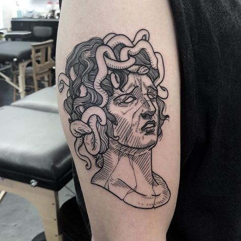 Done at @parliamenttattoo on @jaycbjones , thanks for getting another one with me 🙌🏼 #linework #medusa #darkartists #tttism #lovettt #blkttt #blackwork #blacktattoo #blxckink #btattooing #onlyblackart #onlythedarkest #blackworktattoo #blackworkerssubmission #blacktattooart #blacktattooing #blacktattoomag #neotraditional Aphrodite Tattoo, Athena Tattoo, Cage Tattoos, Medusa Tattoo Design, Ribcage Tattoo, Female Tattoos, Greek Mythology Tattoos, Inspiration Tattoos, Mythology Tattoos