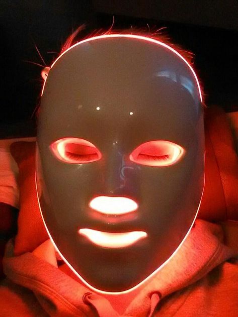 Home Facial Treatments, Snapchat Makeup, Acne Light Therapy, Light Therapy Skin, Led Facial Mask, Mask Light, Led Face Mask, Acne Free Skin, Acne Face Mask