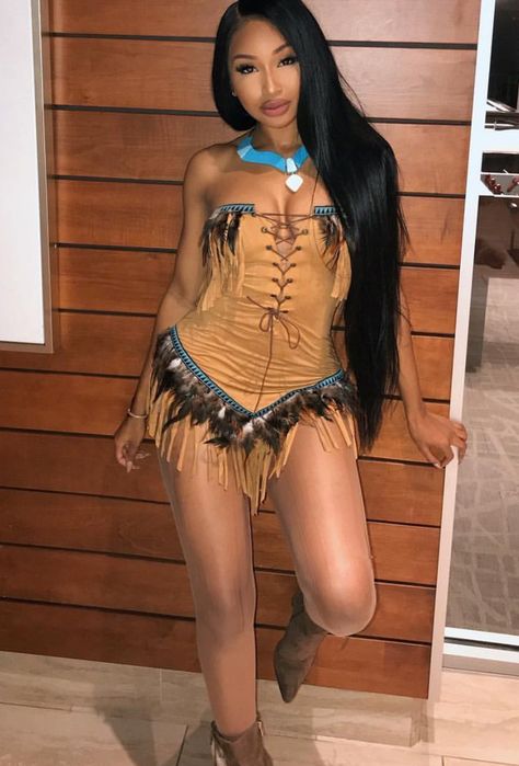 Perfection Pocohantas Costume, Pocahontas Halloween Costume, Pocahontas Halloween, Indian Halloween Costumes, Pocahontas Outfit, Disney Princess Halloween Costumes, Karin Jinsui, Indiana Girl, Prince Costume