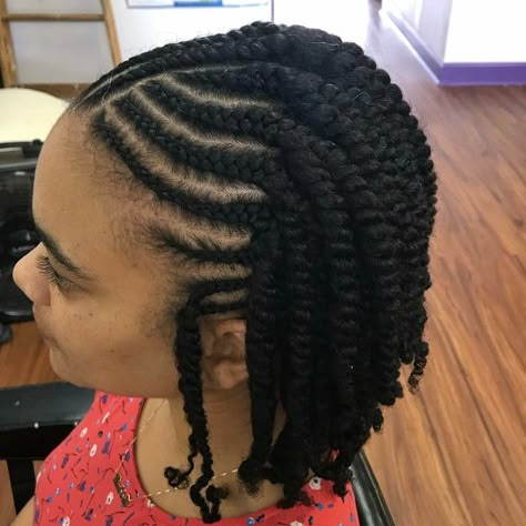 Twist To Scalp Hairstyles, Fulani Mini Twists, Side Part Twists Natural Hair, Short Fulani Twist, Fulani Twist Natural Hair, Fulani Twist With Curls, Twisted Natural Hairstyles, Fulani Twists, Black Hair Protective Styles