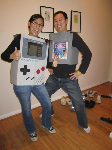 With some cardboard boxes and some ipad magic, my bf and I went as a Gameboy and a Tetris cartridge. I had an actual game of Tetris playing on the screen...people kept jabbing at the buttons see if it actually worked. :) #ThinkGeekoween cc: @ThinkGeek Scream Couple, Breaking Bad Halloween Costume, Diy Halloween Costumes For Couples, 80s Costumes, Halloween Costumes For Adults, 80s Fancy Dress, Halloween Costumes Diy Couples, Mario Costume, Costumes For Couples