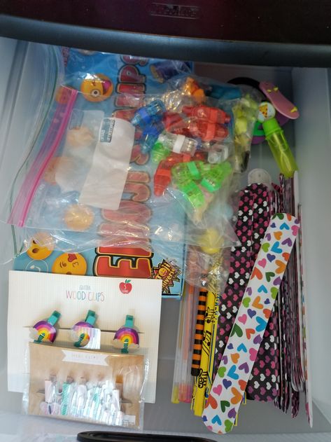 Prize Bin Ideas, Class Prizes Ideas Free Rewards, Classroom Prize Storage, Prize Store Reward System, Pulitzer Prize Award, Gymnastics Clubs, Music Bracelet, Wood Clips, Beach Ball