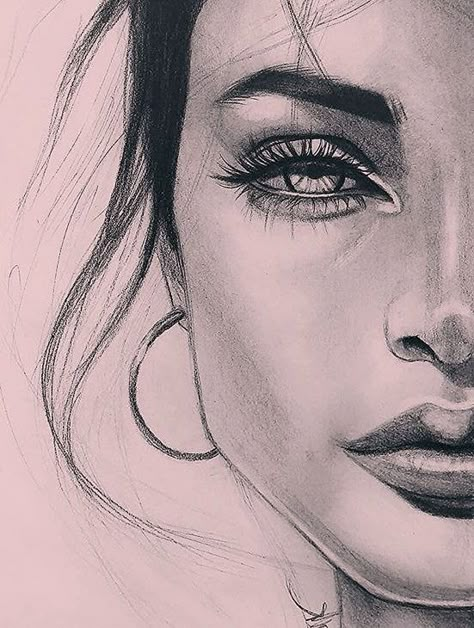 Drawing Principles, Half Face Drawing, Self Portrait Drawing, Female Face Drawing, Girl Face Drawing, Woman Sketch, Black And White Art Drawing, Portraiture Drawing, Art Sketches Pencil