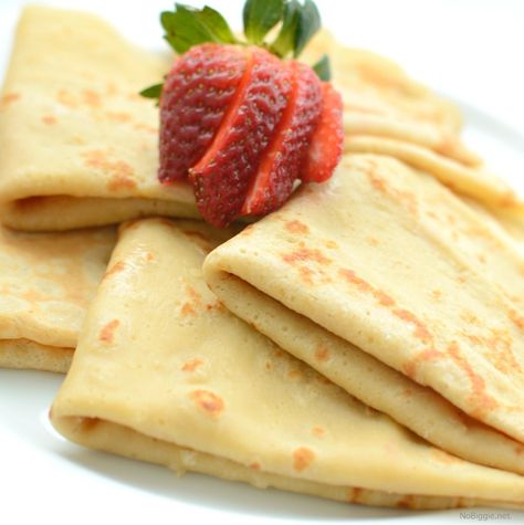 Rolled Pancakes, Perfect Crepes, Best Crepes, Best Crepe Recipe, Crepe Batter, Sweet Crepes, Mexican Breakfast Recipes, Crepe Cakes, Savory Crepes