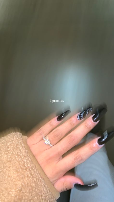 Promise Rings For Her Aesthetic, Promise Ring Posts, Promise Ring Photos, Promise Ring Instagram Story, Promise Ring For Yourself, Promise Rings For Couples Aesthetic, Promis Ring Aesthetic, Promise Ring Aesthetic Couple, Ring Vision Board