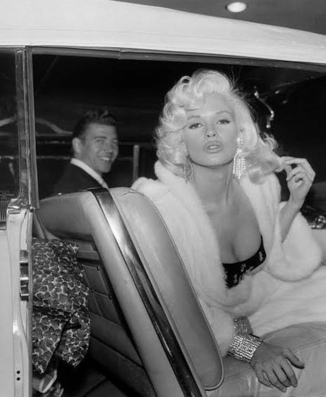 Mickey Hargitay, 1960s Glamour, Diana Dors, Marilyn Monroe Fashion, Vintage Hollywood Glamour, Jayne Mansfield, Classic Actresses, Female Actresses, Sophia Loren