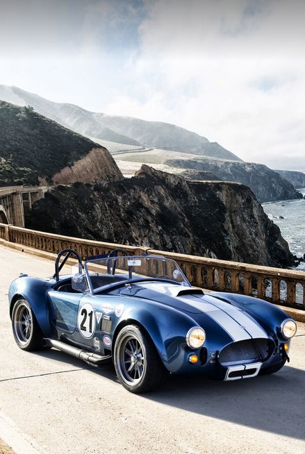 Shelby Cobra. Beautiful car. 240z Datsun, Mini Vans, Luxe Auto's, Vintage Auto's, Shelby Cobra 427, Cars Bikes, Ac Cobra, Car Pics, Shelby Cobra