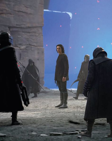 Behind The Scenes Star Wars, Star Wars Vii, Knights Of Ren, Star Wars Cast, Star Wars Obi Wan, Halloween Film, The Rise Of Skywalker, Ben Solo, Star Wars Kylo Ren