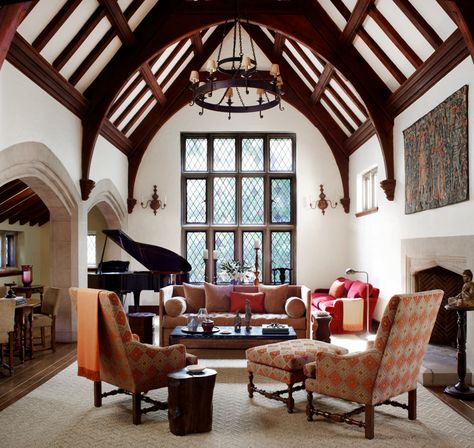 Tudor Ceiling Design, Mid Century Tudor Home, English Tudor Living Room, Tudor Architecture Interior, German Interior Design Traditional, Tudor Basement, English Tudor Interior, Modern Tudor Interiors, Tudor Home Interior