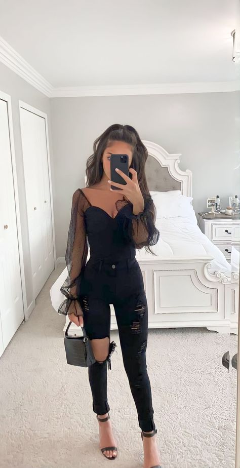 Elegantes Party Outfit, Miami Aesthetic, Bar Outfits, Miami Outfits, Dressy Casual Outfits, Vegas Outfit, Outfits Black, Elegante Casual, فستان سهرة