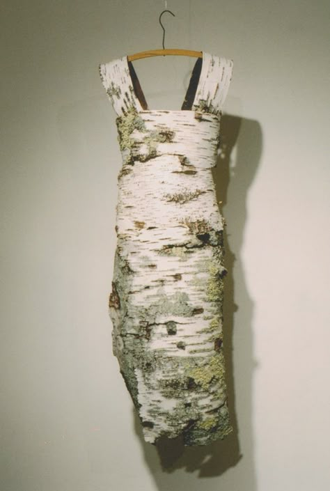 Leah Mahlow's Birch Dress Dress Art, Art Dresses, Dress Forms, Tree Sculpture, Art Dress, Floral Fashion, Costume Design, Textile Art, Wearable Art