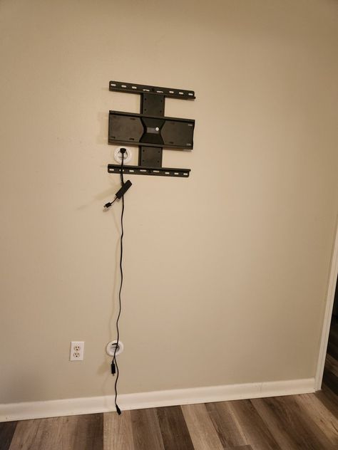 Hide Cords Mounted Tv, Decor Under Tv Wall Mounted Tv, Hidden Tv Mount, Hiding Tv Cords On Wall, Wall Mount Tv Ideas, Hide Cords On Wall, Decor Under Tv, Hide Tv Cords, Hanging Tv On Wall