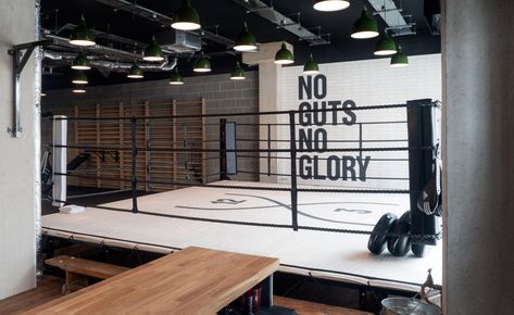 Boxing Gym Design, Kickboxing Gym, Boxing Workouts, Boutique Gym, Gym Design Interior, Fitness Marketing, Gym Club, Gym Wallpaper, Boxing Ring