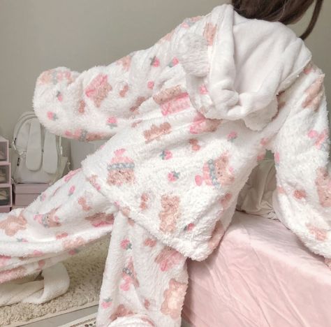 Sleepcore Outfit, Piyama Aesthetic, Aesthetic Pajama Outfit, Cute Pjs Aesthetic, Hello Kitty Pyjamas, Kawaii Pjs, Kawaii Sleepwear, Pajamas Kawaii, Aesthetic Pajamas