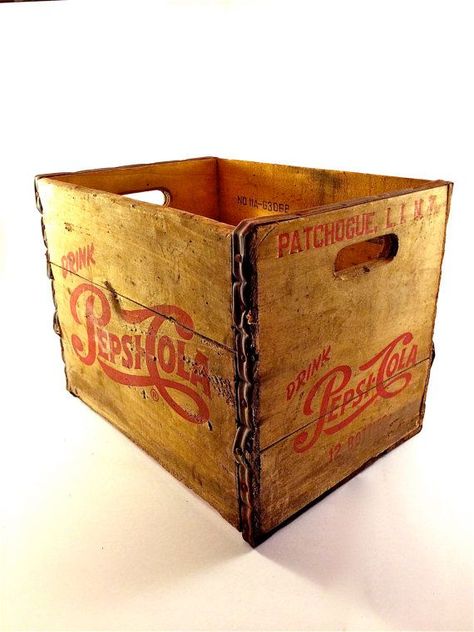 RARE - Vintage 1956 Pepsi Cola Wooden 12 Soda Bottle Crate ... Pepsi Products, Pepsi Vintage, Vintage Wood Crates, Vintage Kitchen Appliances, Pepsi Logo, Vintage Wooden Crates, Vintage Crates, Vintage Wood Box, Vintage Pepsi