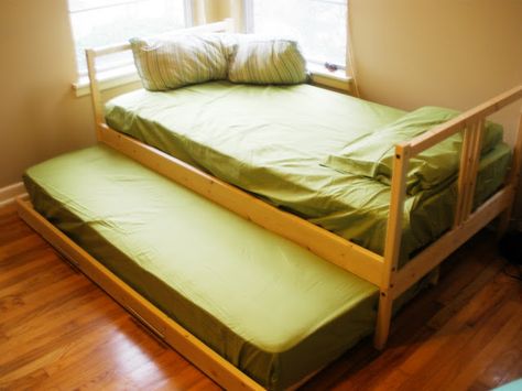 Stitches and SNPs: IKEA Hack: Fjellse Trundle Bed - under $100 Ikea Trundle, Ikea Trundle Bed, Stolmen Ikea, Ikea Twin Bed, Ikea Bedding, Twin Storage Bed, Ikea Apartments, Trundle Bed Frame, Small Guest Room