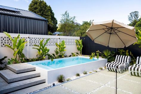 Plungie Australia | The alfresco area of Dan & Dani's @blairgowriehouse_ is perfectly complimented by our Plungie Original. Sitting fully above ground, our… | Instagram Small Alfresco Ideas Australia, Plungie Original, Alfresco Ideas Australia, Alfresco Ideas, Pool Design Plans, Alfresco Area, Pool Design, Small Pool, Pool Designs