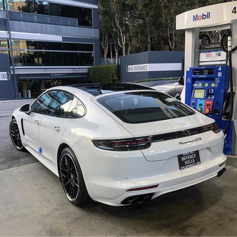 #porsche #gts #panamera #flow #luxurycars #cars #carswithoutlimits #exoticcars #mercedes #audi Car Favorites, Porsche Panamera Gts, Panamera Gts, Porsche Gts, Porsche Panamera 4, Panamera Turbo S, Classy Rooms, Car Sport, Porsche Panamera Turbo