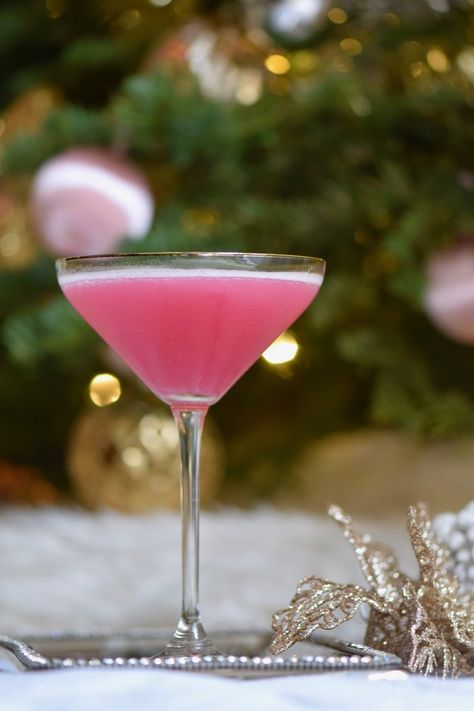 THE PINK MISTLETOE — Very Vanderpump Hibiscus Syrup, Holiday Beverages, Dried Hibiscus Flowers, Lavender Water, Flavored Syrup, Sugar Crystals, Fun Foods, Winter Drinks, Syrup Recipe