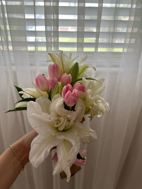 Birthday Tulips Bouquets, Lily Tulip Bouquet, Tulips And Lillies, Small Lily Bouquet, Orchid And Tulip Bouquet, Bride Bouquets Tulips, Tulips And Lilies Bouquet, Tulip And Lily Bouquet, Lily And Tulip Bouquet