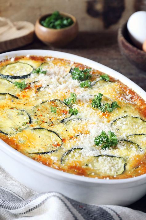 Ina Garten's Zucchini Au Gratin is made with zucchini, yellow onions, unsalted butter, salt, ground black pepper, ground nutmeg, flour, milk, bread crumbs, Cheesy Zucchini Gratin, Ina Garten Zucchini Bread, Au Gratin Zucchini, Zucchini Squash Gratin, Zucchini Strata, Zucchini Au Gratin, Zucchini Crust, Zucchini Gratin, Zucchini Pie